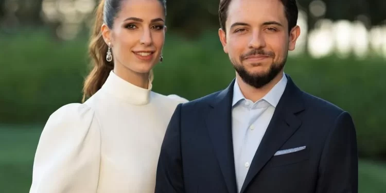 فيديو.. ولي العهد الأردني يتحدث عن لقائه الأول بخطيبته