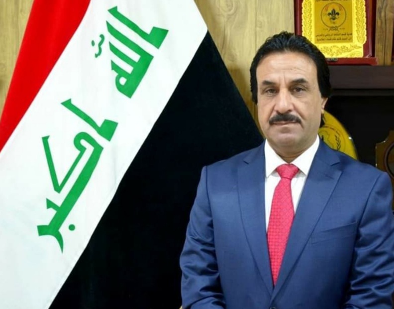 قائممقام الحبانية يشرف ميدانيا على اعمال الطريق الساحلي الذي يربط القضاء بالمدينة السياحية